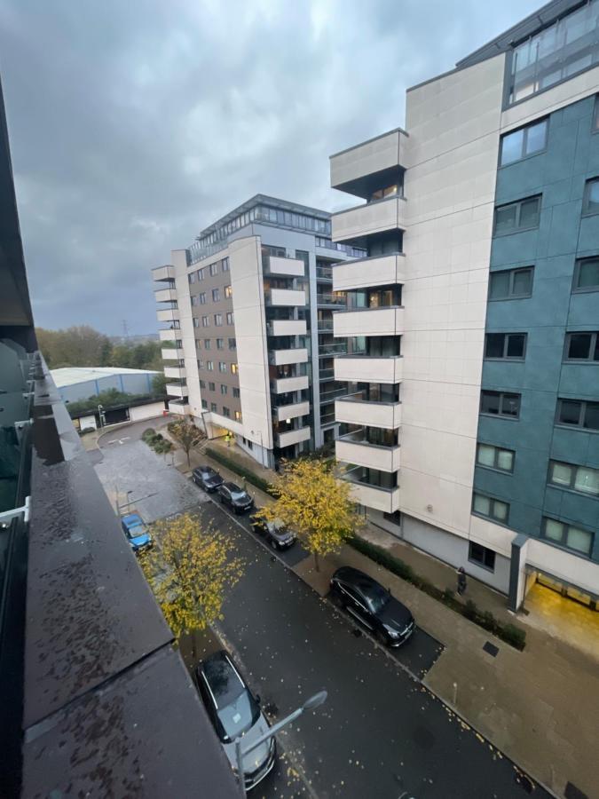 Amazing Apartment Moments Away From The Heart Of 런던 외부 사진