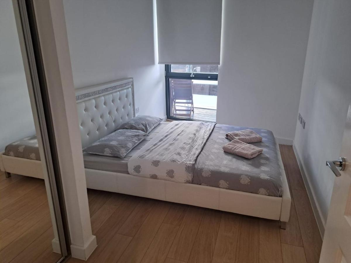 Amazing Apartment Moments Away From The Heart Of 런던 외부 사진